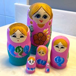 Matryoshka nesting dolls 🪆 6 6” tallest pink gold glitter purchased Prague 2015